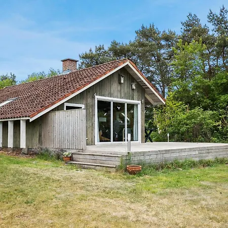 Hébergement de vacances Awesome In Tarm With Kitchen